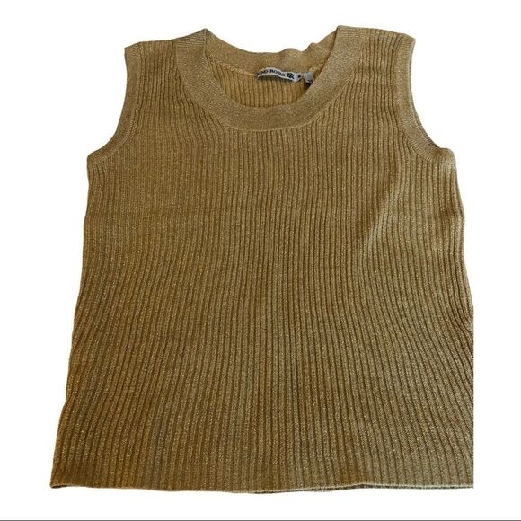 𝅺2/$36 Rino Rossi Gold Metallic Sleeveless Top - Picture 2 of 8